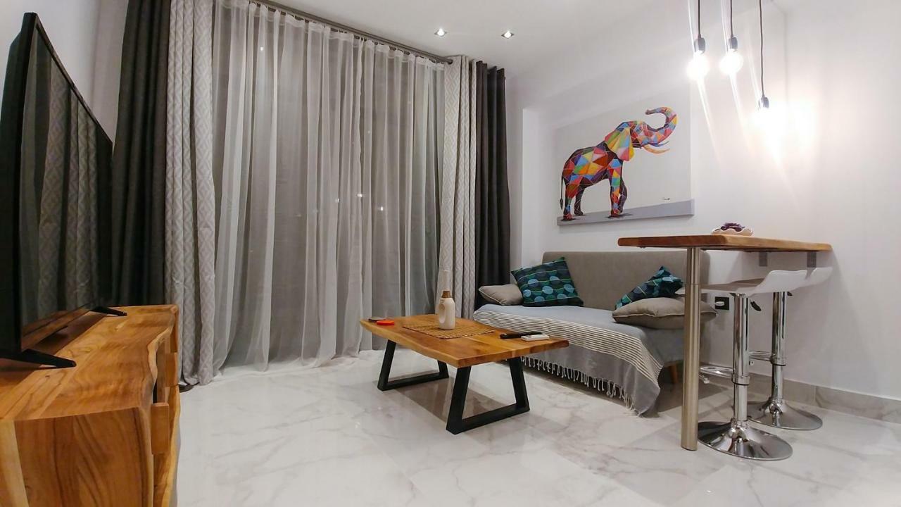 Opensky Lux Apartman Kallithea  Kültér fotó