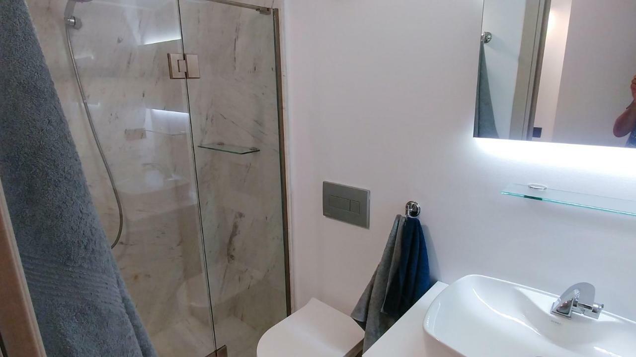 Opensky Lux Apartman Kallithea  Kültér fotó
